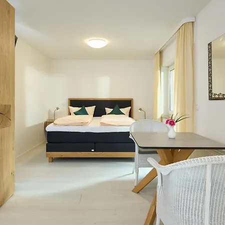 Thermen Gabriela, 24 Qm Apartment